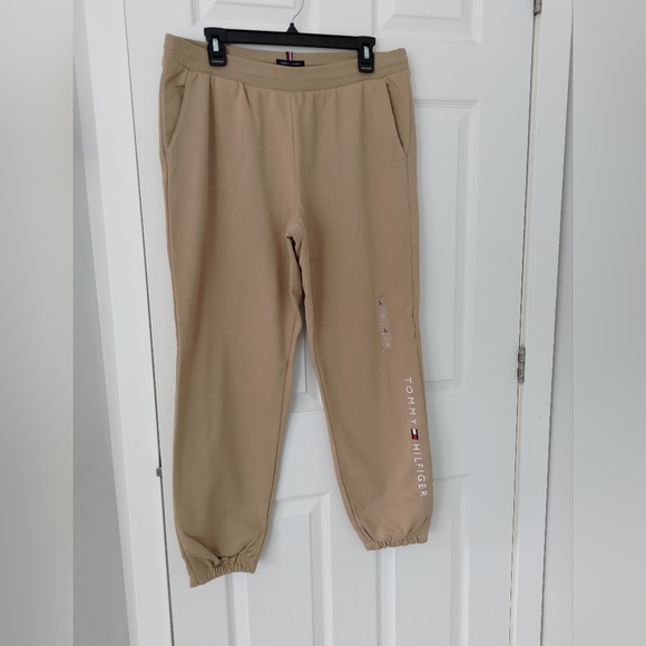 Tommy Hilfiger Beige Joggers pants - Picture 3 of 4